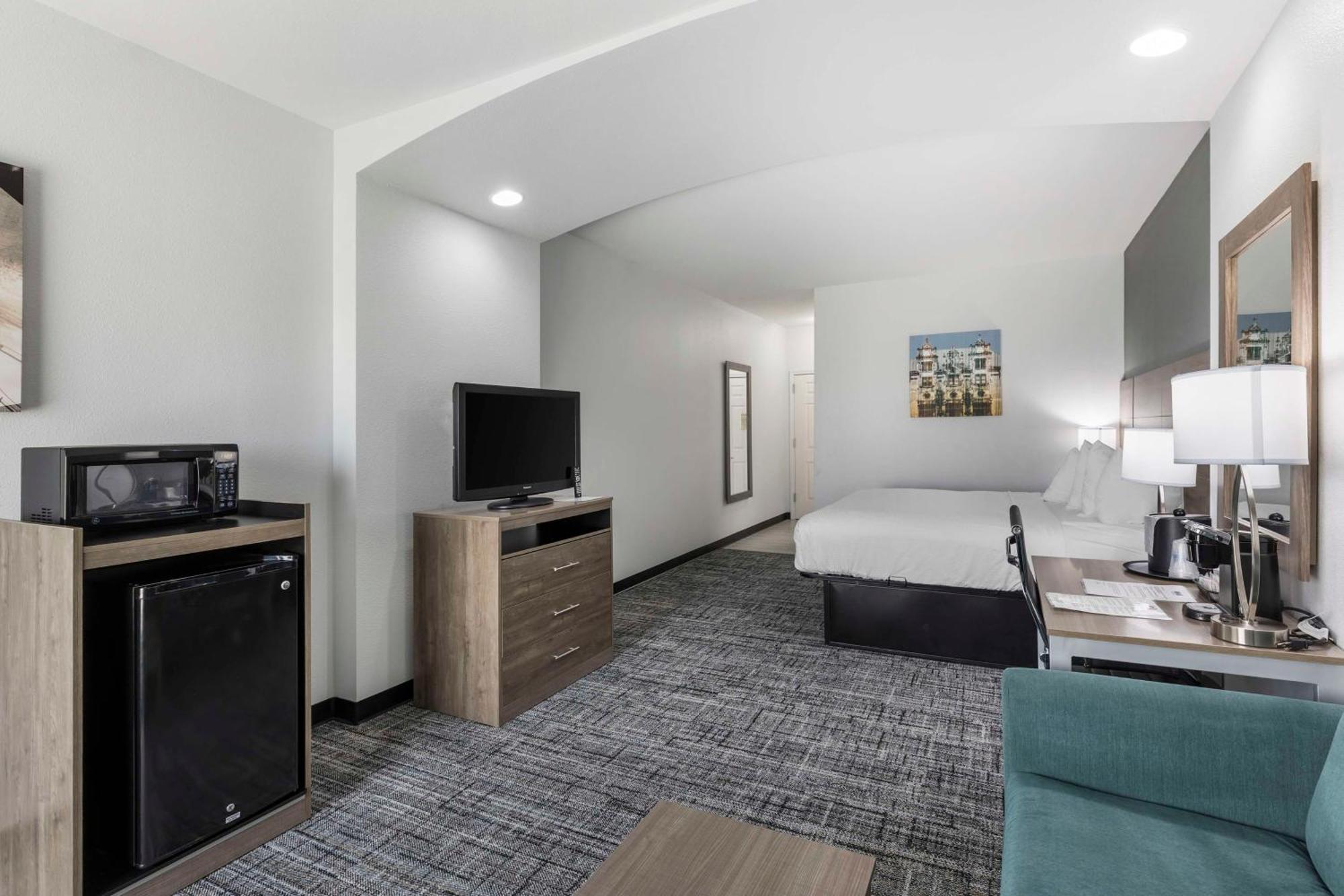 Best Western Plus Midamerica Hotel Mascoutah Εξωτερικό φωτογραφία