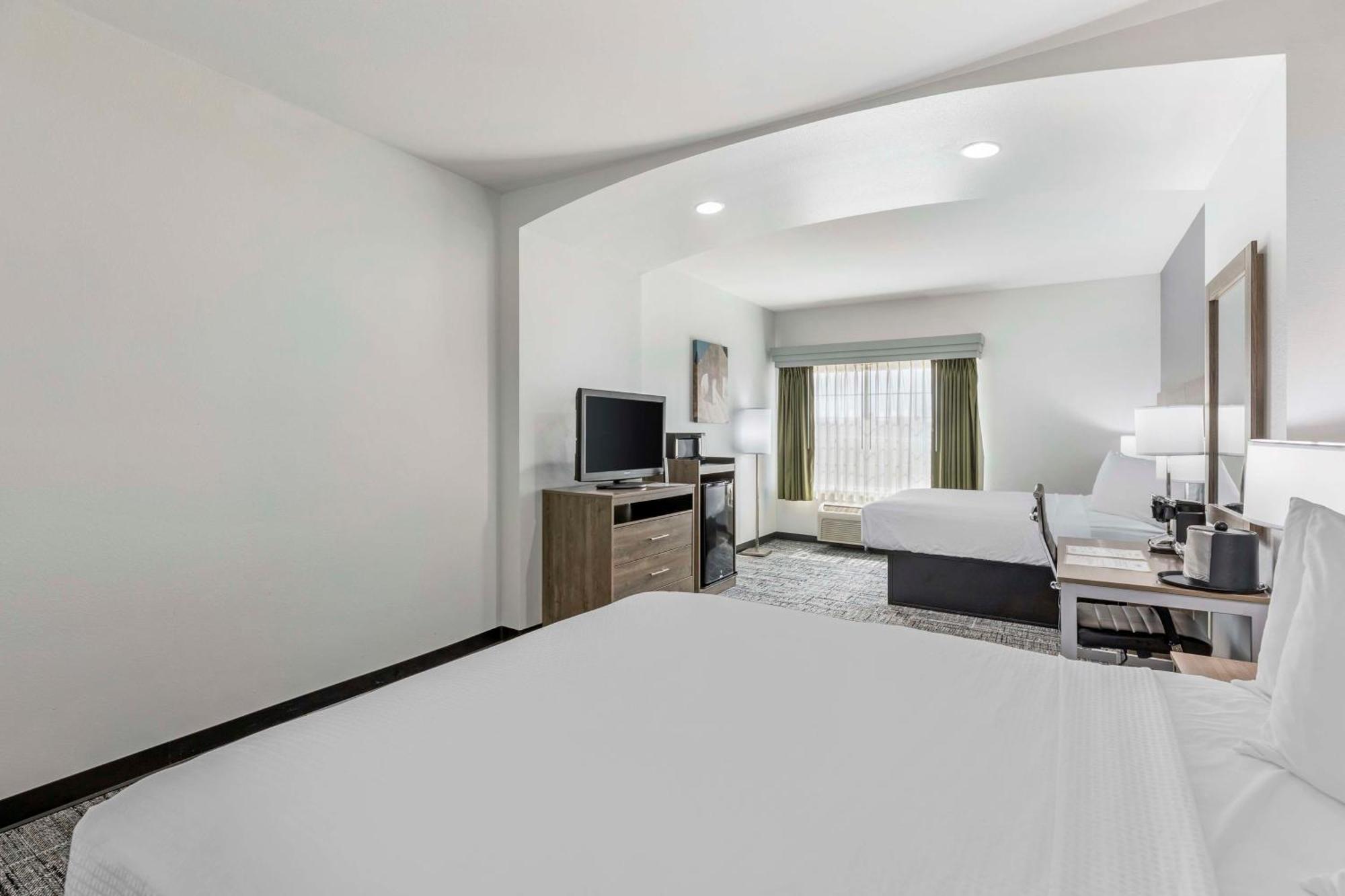 Best Western Plus Midamerica Hotel Mascoutah Εξωτερικό φωτογραφία