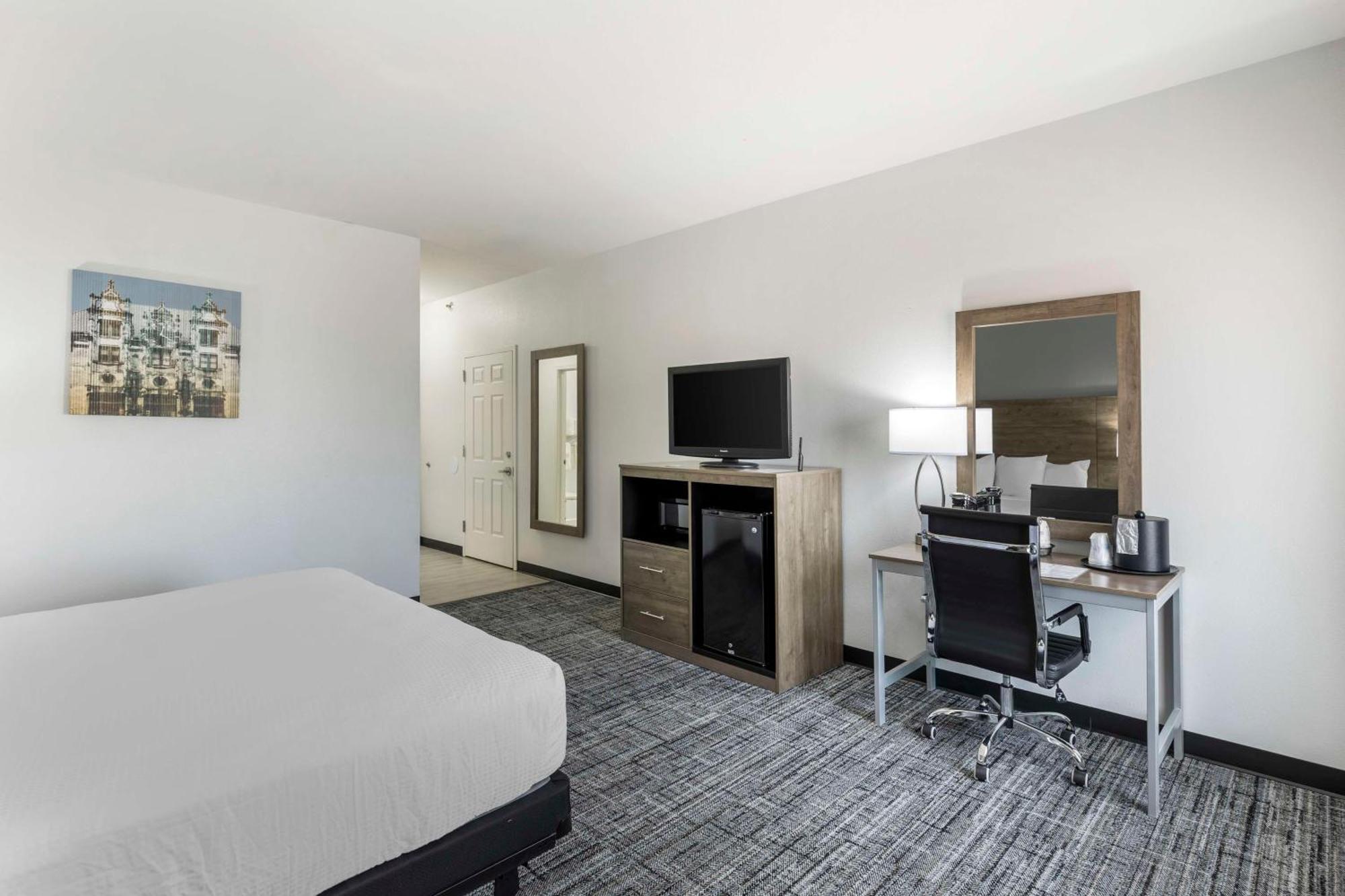 Best Western Plus Midamerica Hotel Mascoutah Εξωτερικό φωτογραφία